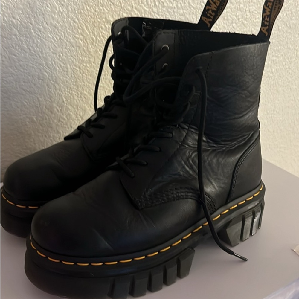Size 7 Dr. Marten platform boots